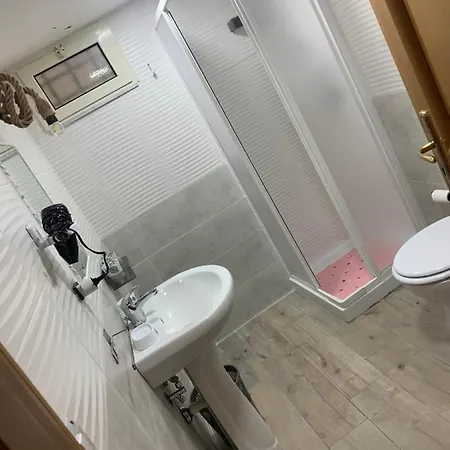 La Pagliara فندق مبيت وإفطار