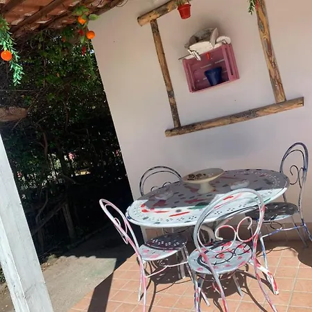 La Pagliara Bed & Breakfast *